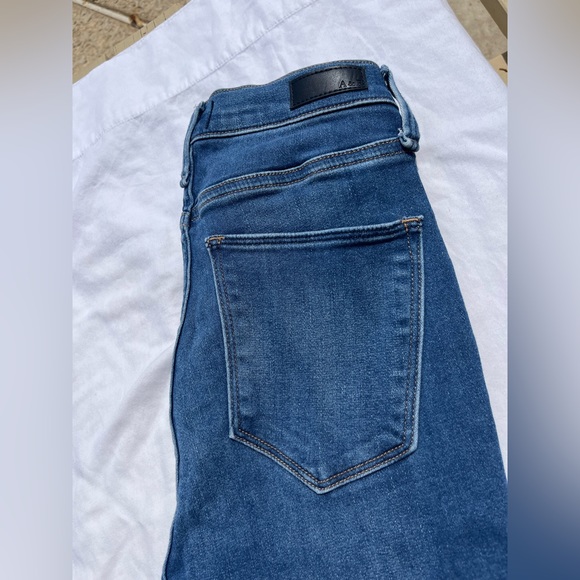 Abercrombie Ultra High Rise Jean Legging - Picture 3 of 4